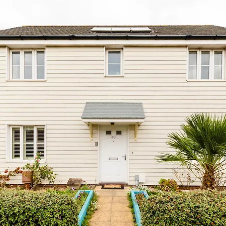 Jungle House Villa Chichester Exterior photo